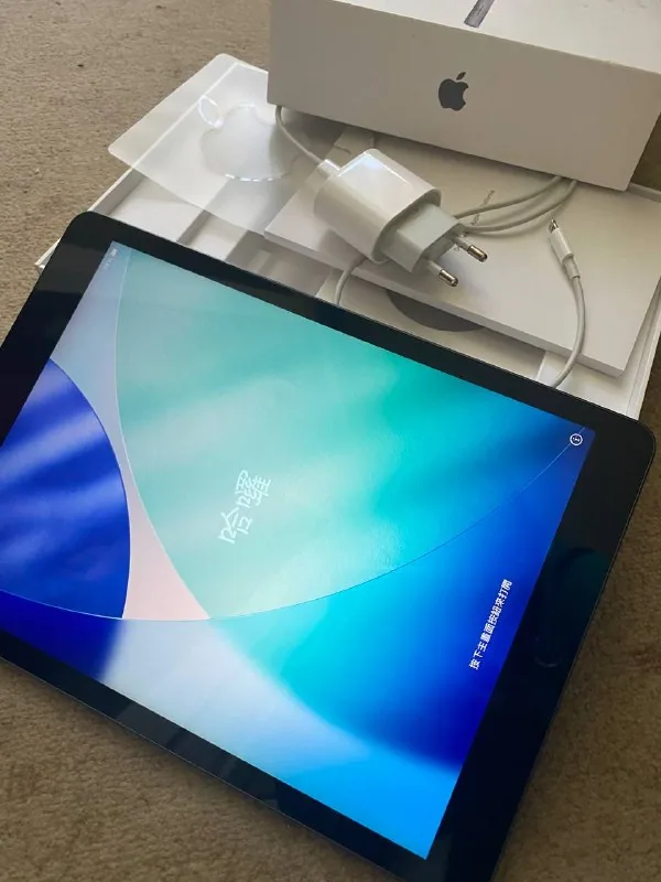 iPad 9 поколения 64 ГБ