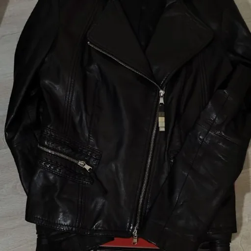 Кожаная куртка Trussardi XS-S
