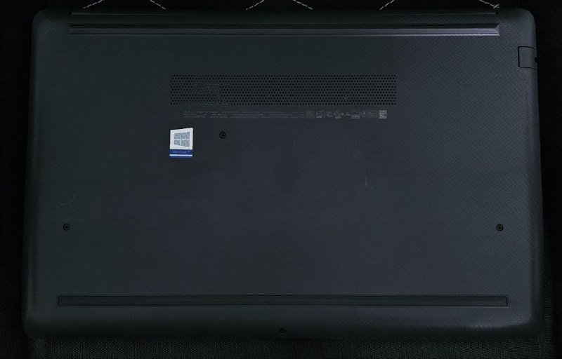 Ноутбук HP 250 G7 Laptop 15.6" Core i5 8GB RAM 256GB SSD 3