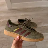 Кроссовки New Balance 408, Adidas Spezial 3