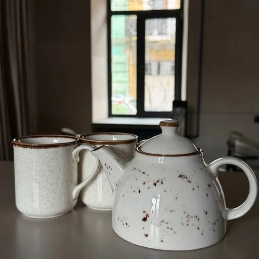 Чайник, чашки