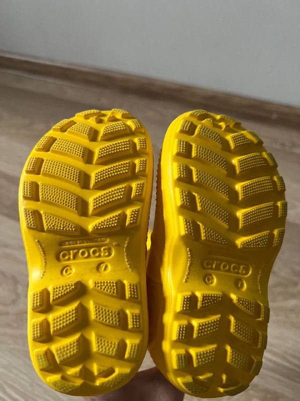 Сапоги резиновые Crocs детские желтые 3