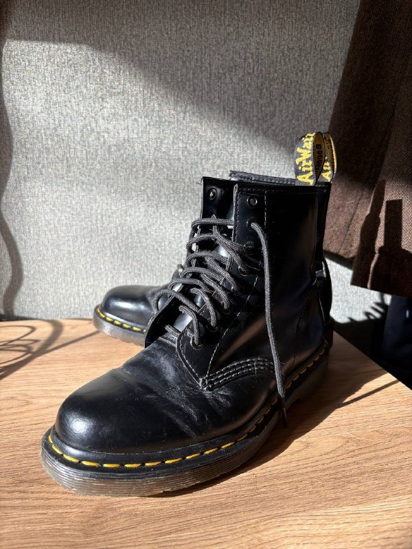 Ботинки Dr Martens черные б/у