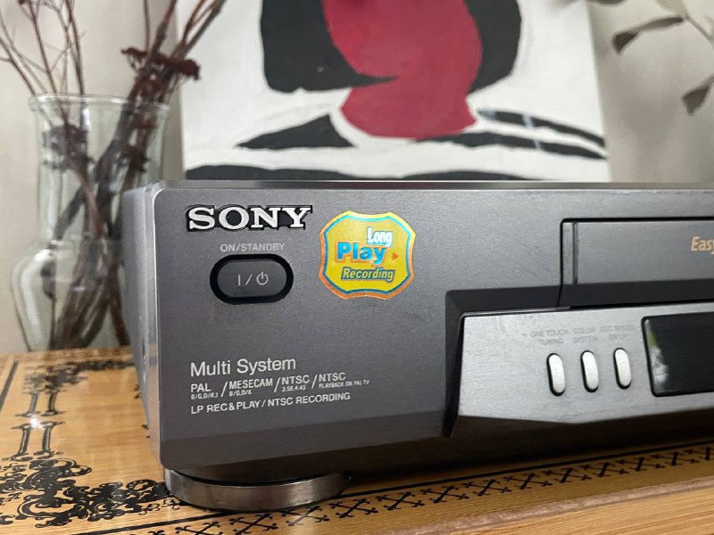 VHS-проигрыватель Sony 2