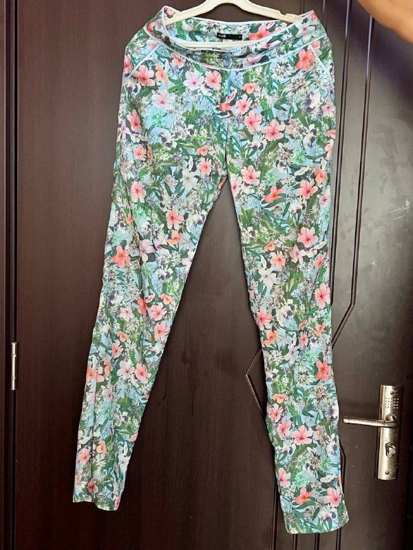 Мужские кварцевые часы Guess, пальто, кофты, штаны, шапка, шарф, воротник, рюкзак, массажер, эспандер 8