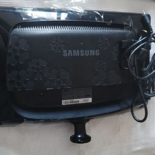 Монитор Samsung