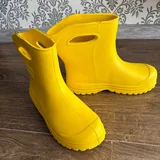 Резиновые сапоги 2