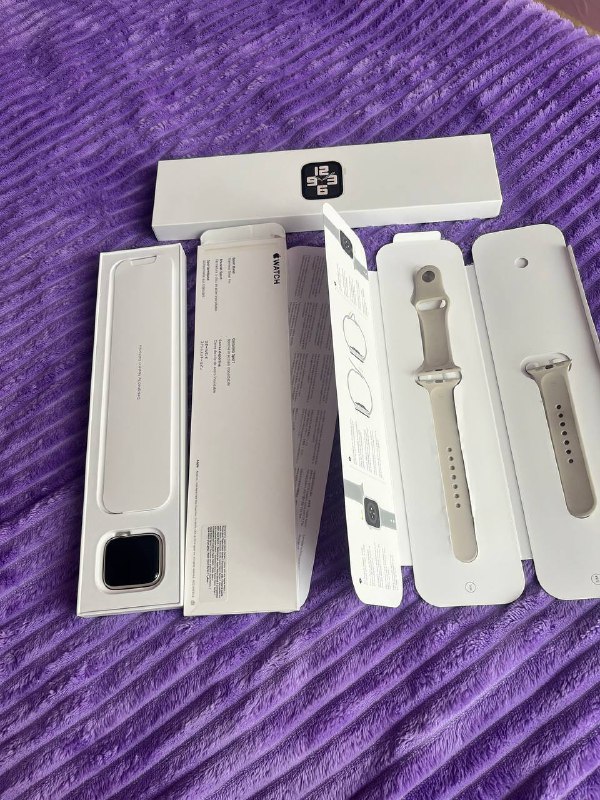 Apple Watch SE 2 40mm с комплектом 2