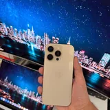 iPhone 16 Pro 256 GB 2