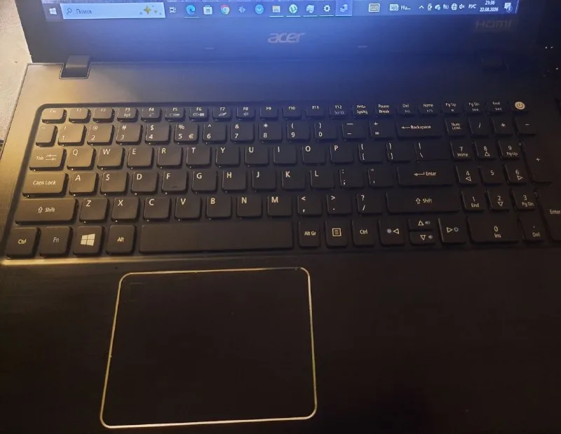 Acer ноутбук 1