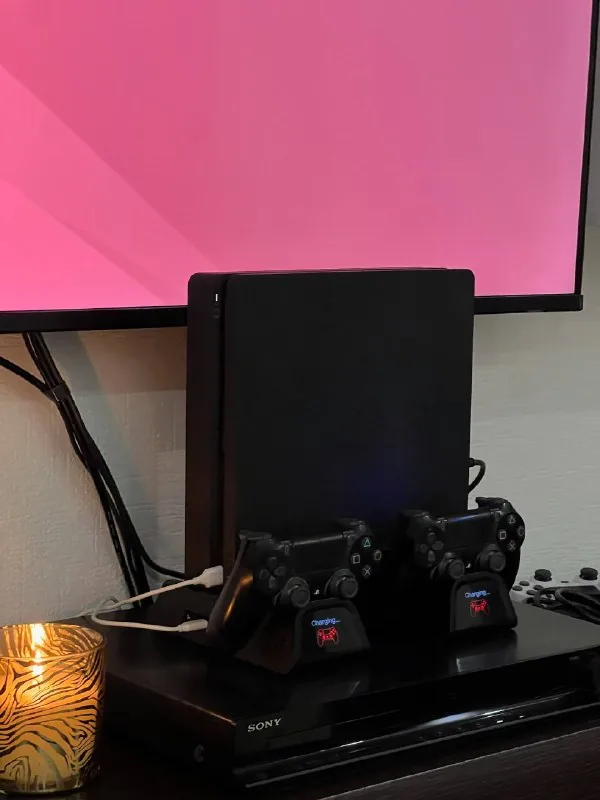PlayStation 4 Slim 1TB with two gamepads 1