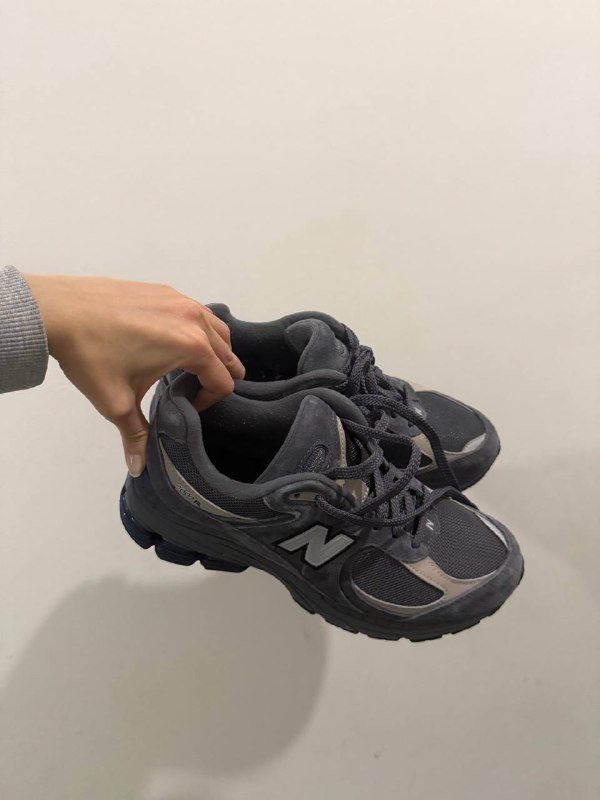 кроссовки New Balance 42 размер