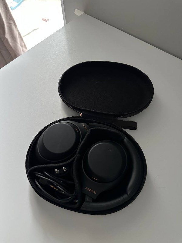 Наушники Sony WH-1000XM4