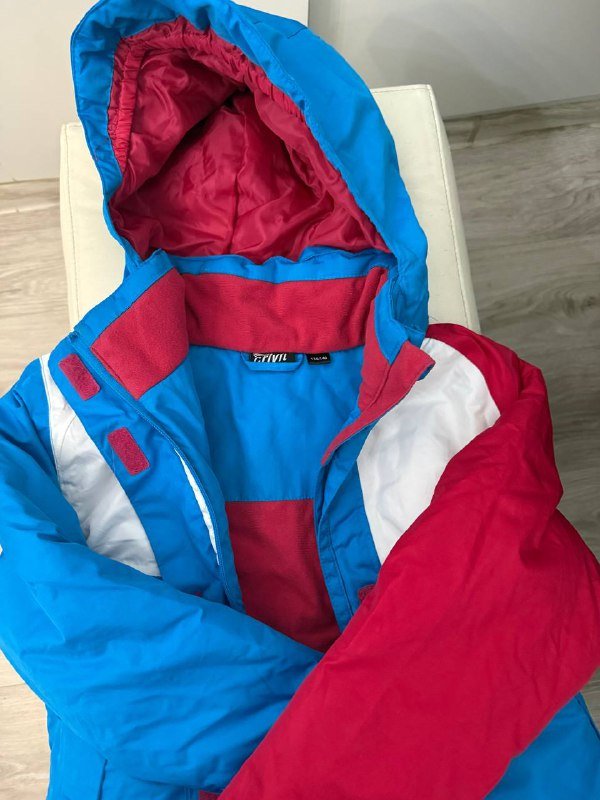 Зимняя куртка детская 134-140 см 4