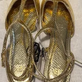 Золотые женские туфли Zara 2