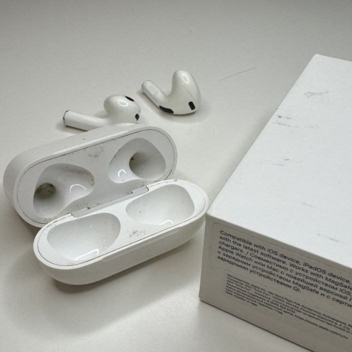 AirPods 3