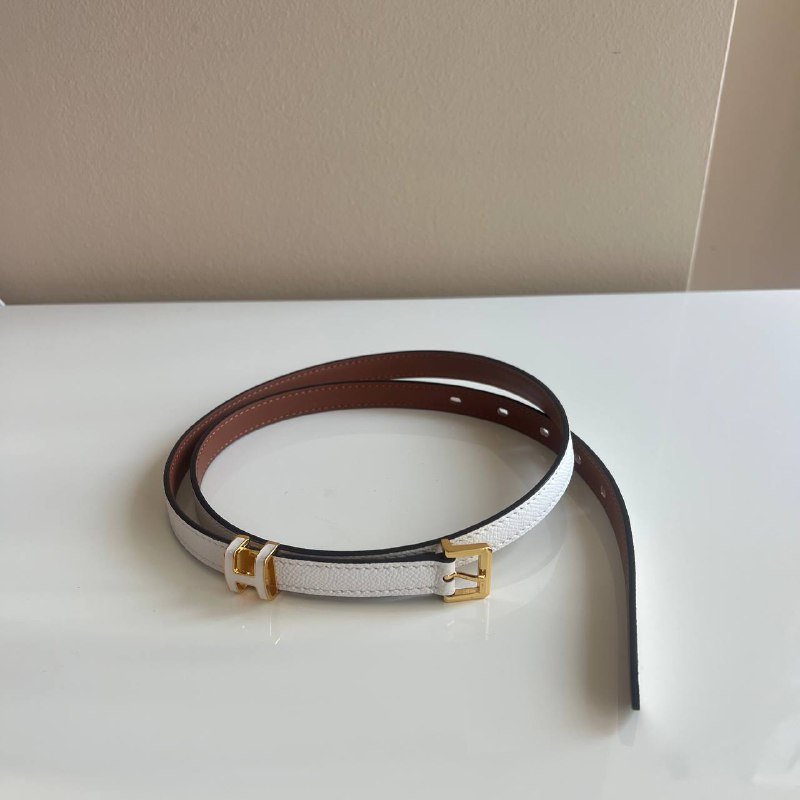 Ремень молочного цвета 2