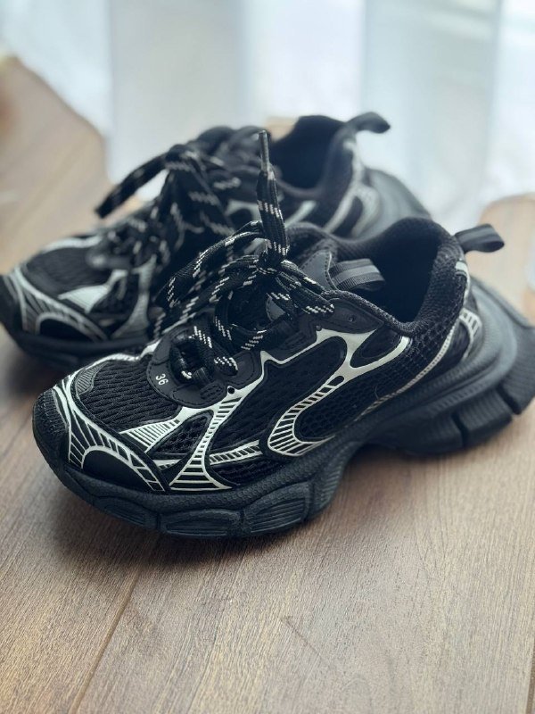 Женские кроссовки Balenciaga 4