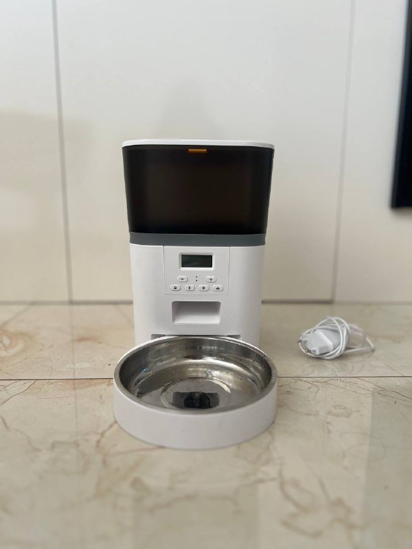 Автоматическая кормушка для домашних животных 2