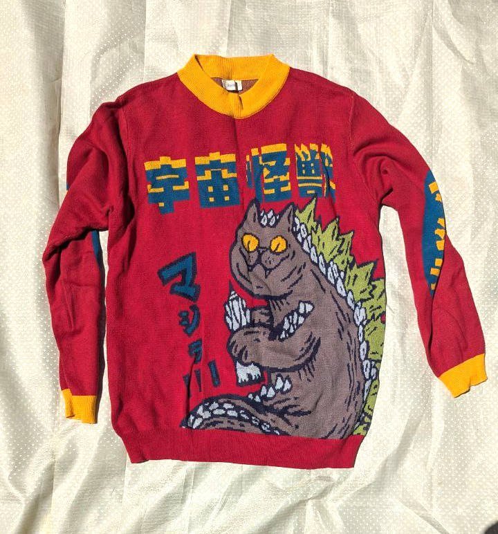 Яркие свитера на S-XS размер