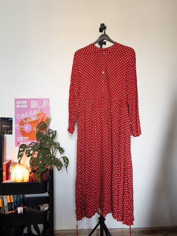 красное в горошек платье zoe san