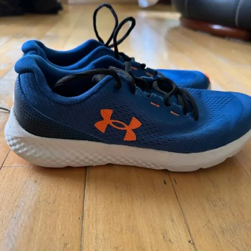 Кроссовки Under Armour