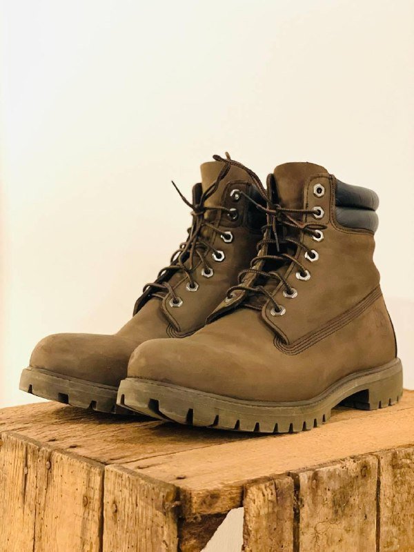 Флиска Napapijri, Парка Sessùn Camp Day, Обувь Meindl, SCARPA Reflex V, Shimano SH-XM 900-S G, Timberland Boots, Columbia Mid Hiking 4