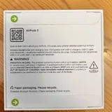 AirPods 5, AirPods 5 с беспроводным зарядным кейсом 3