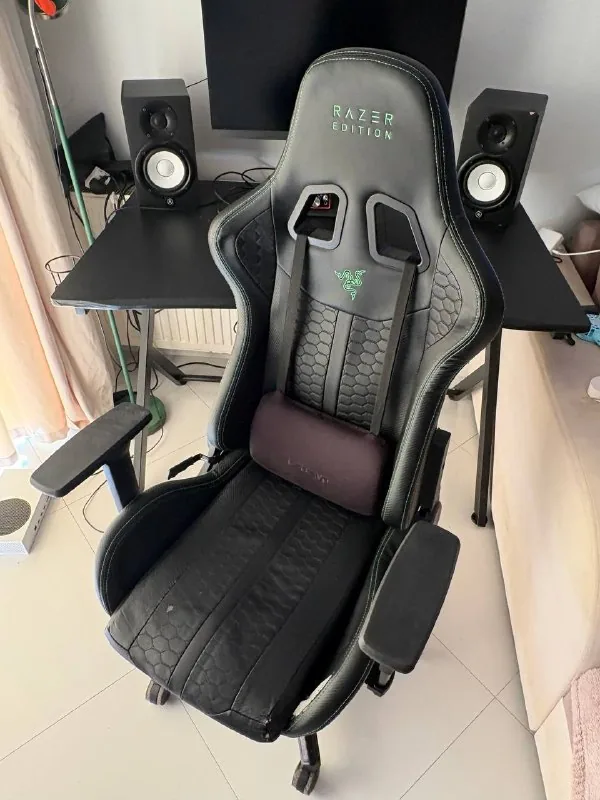 Кресло JYSK TYPE Z Razer Edition