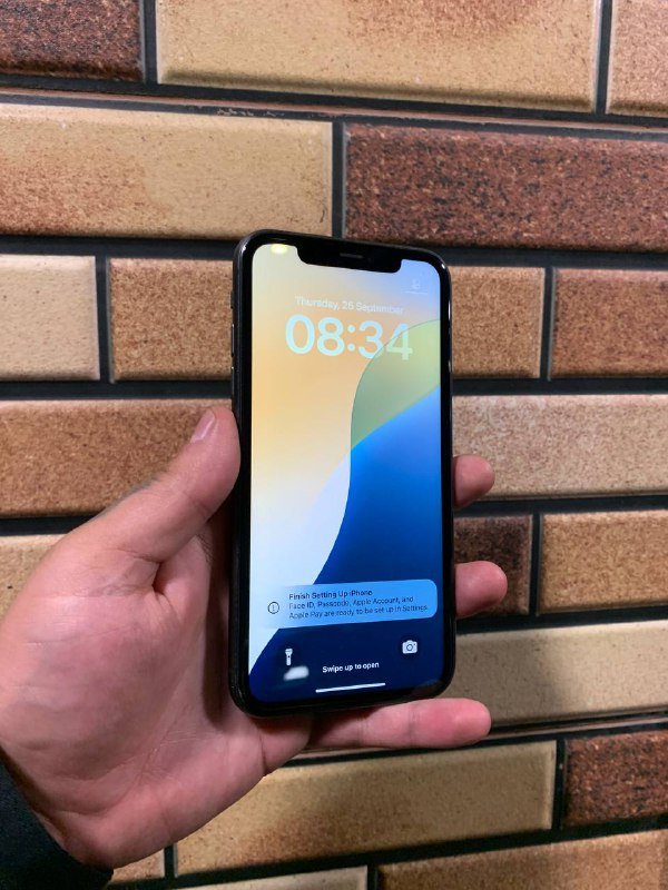 iPhone 14 128GB Blue, iPhone 11 64GB Black 3