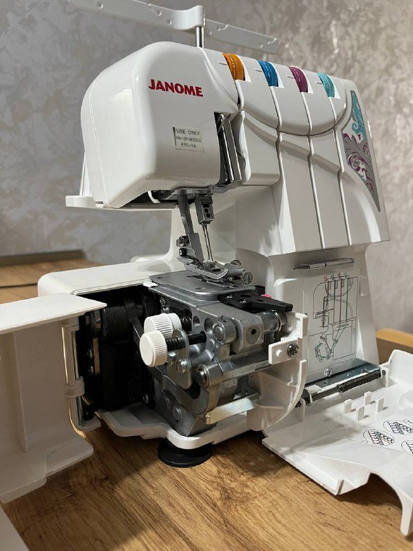 Оверлок JANOME Home Decor 1300D 3