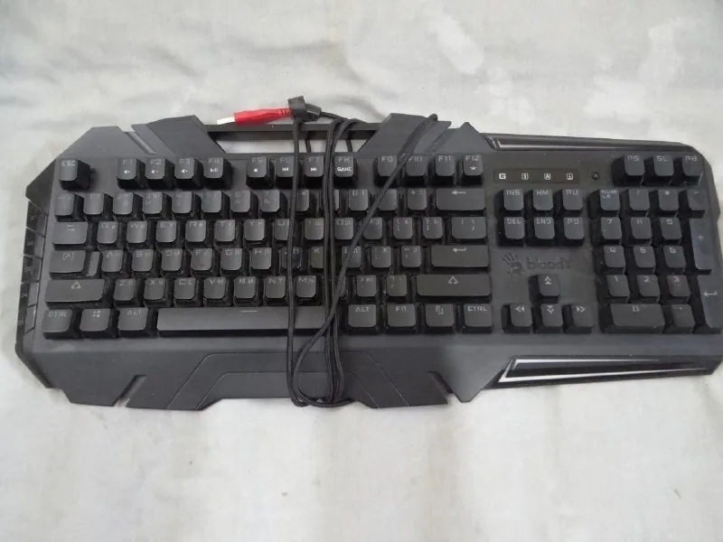 Клавиатура Bloody B880R