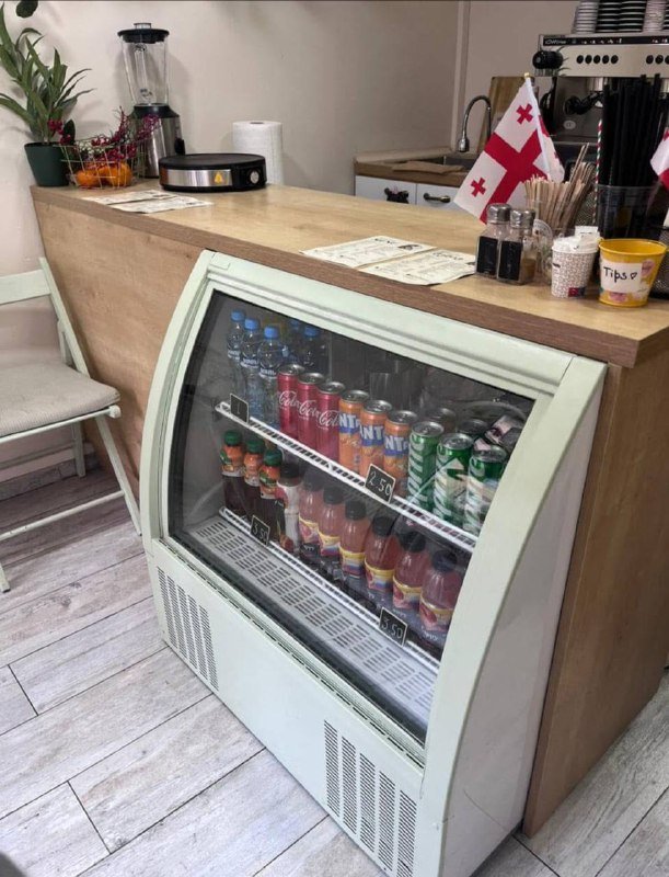 Холодильник-витрина