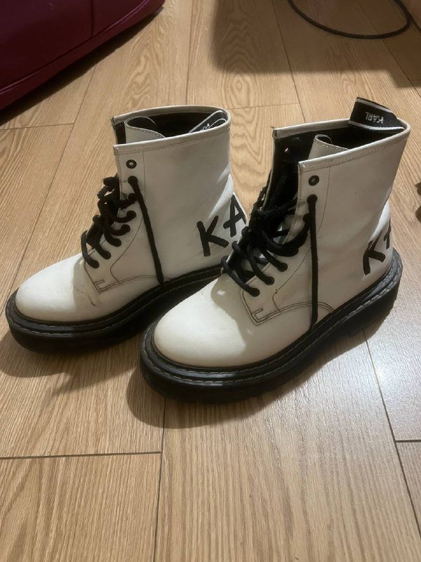 Ботинки Karl Lagerfeld осенние размер 35 3