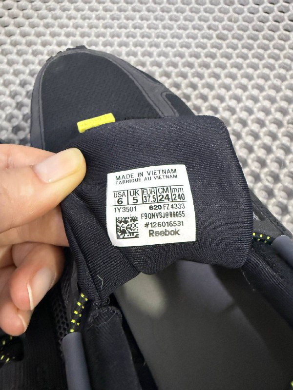 Кроссовки Reebok Zig Kinetica 2.5 Edge размер 38.5