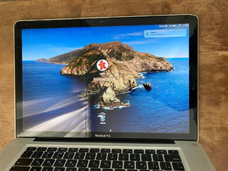 MacBook Pro 15 Retina Core i7 16GB RAM 512GB SSD