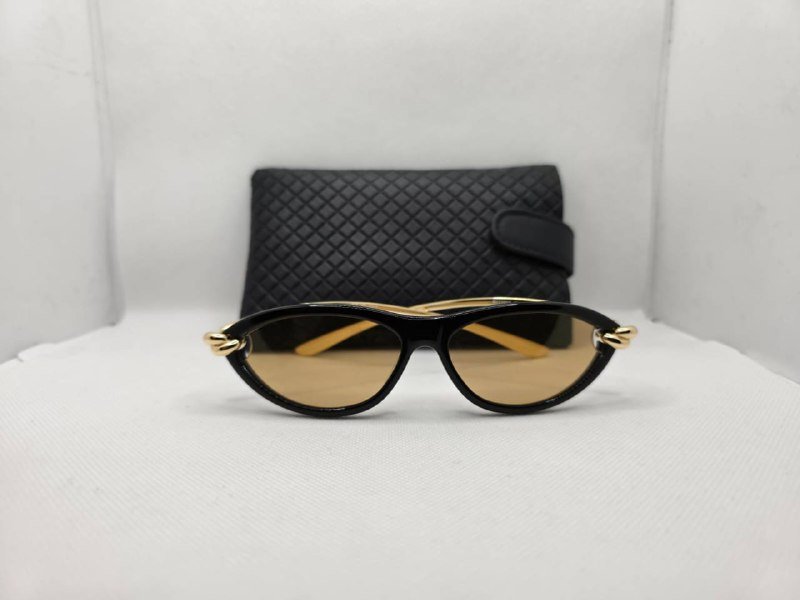 Bottega sunglasses with case 2