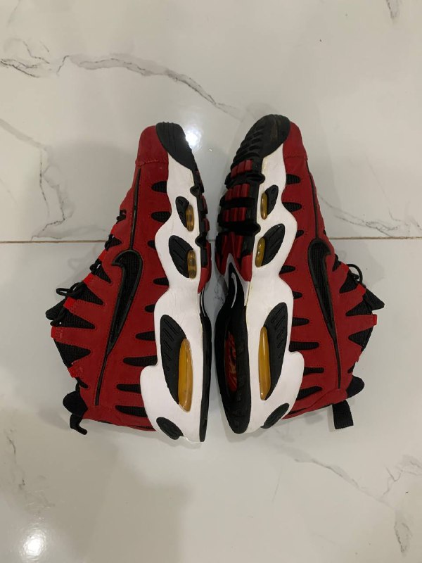 Кроссовки Nike air max nomo Varsity red 2