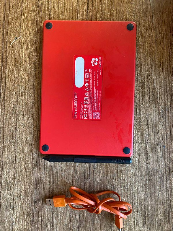 Графический планшет Wacom One Small с пером CTL-472-N 2