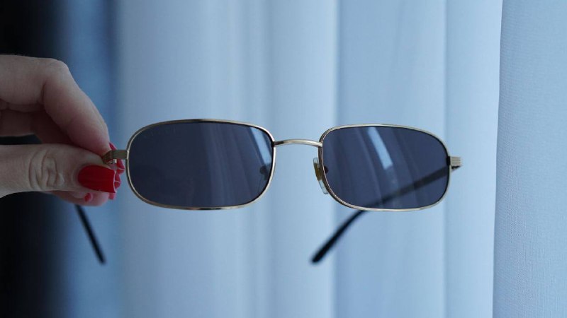 Солнцезащитные очки Gucci 3