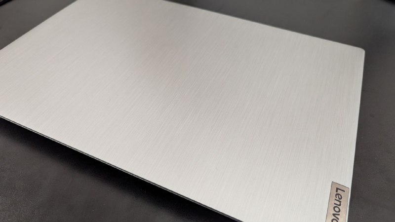 Ноутбук Lenovo IdeaPad 3, Геймпады Logitech, ipega и Noname 5