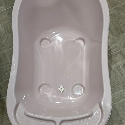 Baby bathtub