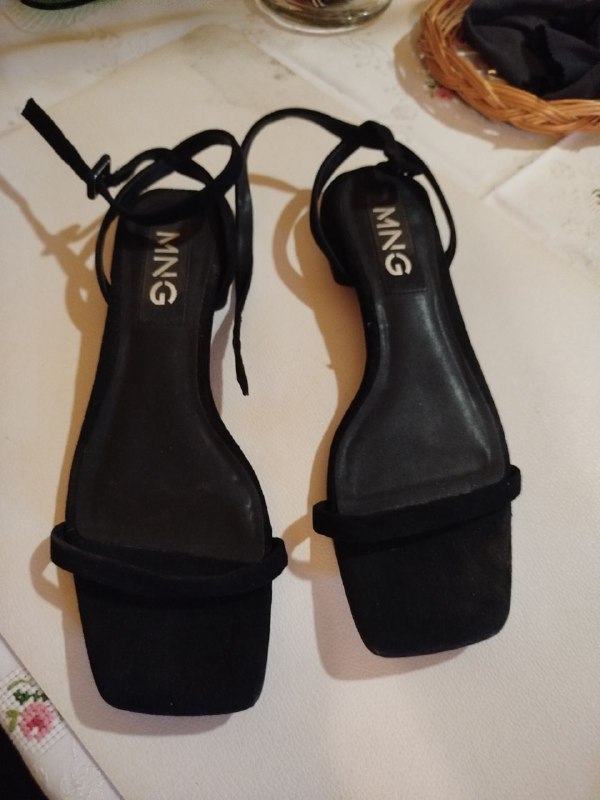 Замшевые босоножки, Mango 37р, Uno shoes 38р 3