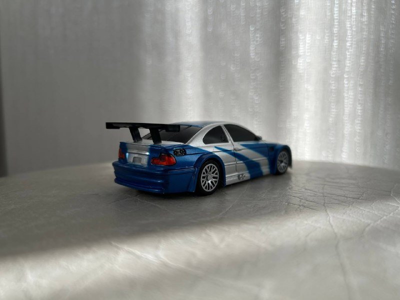 Машинка на пульте BMW M3 GTR 1/43 2