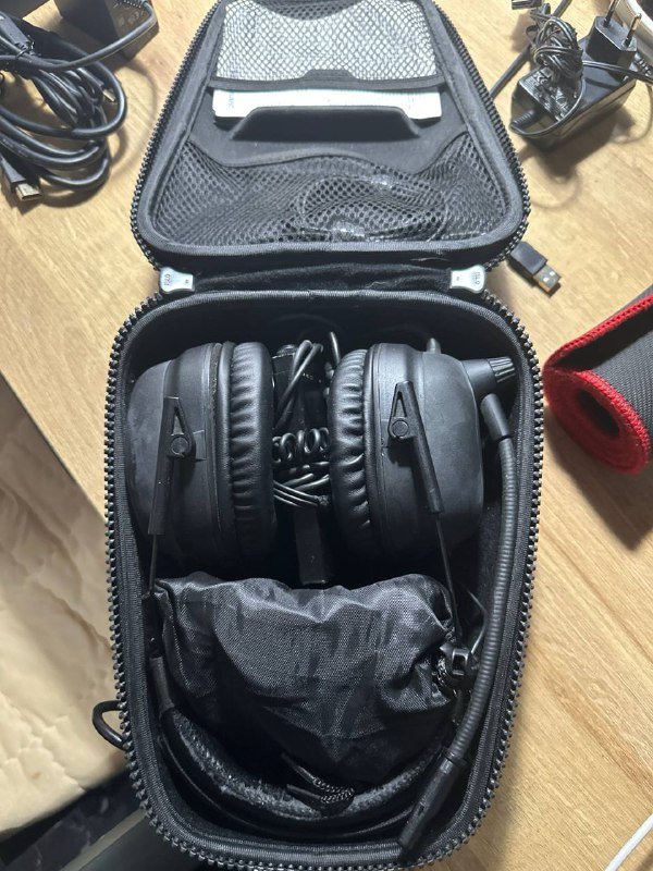 Профессиональные игровые наушники Plantronics GameCom Commander