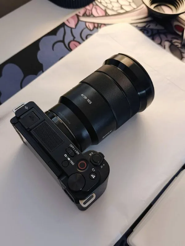 Sony ZV-E10, 18-105 F4 G lens, filters, cage 1