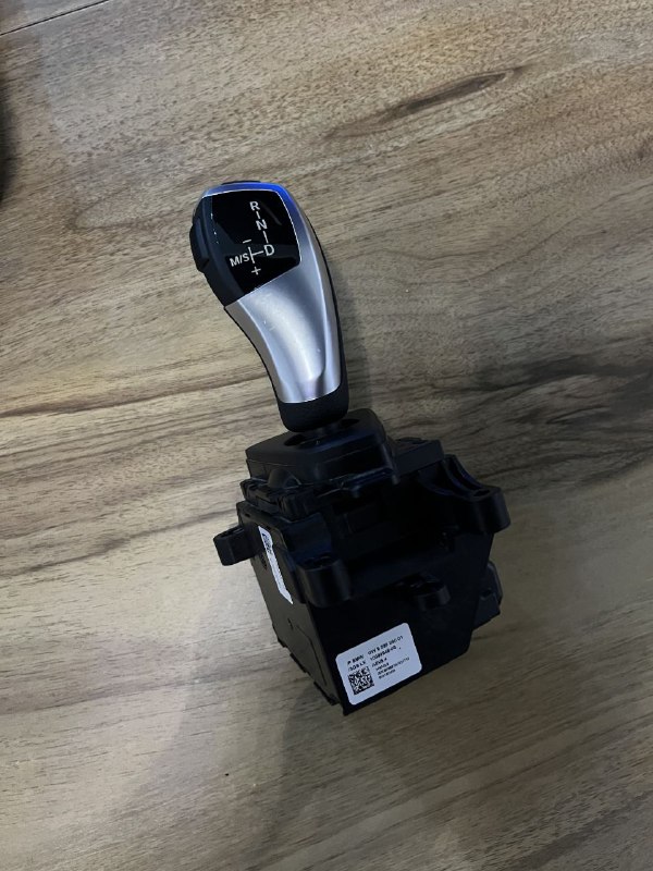 Пылесос комбинированный Karcher SE 4002, полировальная машинка Autech, селектор АКПП BMW F-серии 6