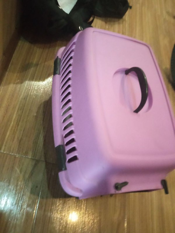 Переноска для животных розового цвета 4