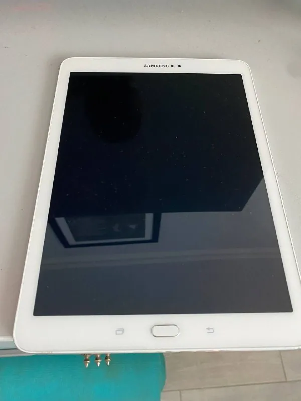Планшет Samsung Galaxy Tab S2 9,7” SM-T819 1