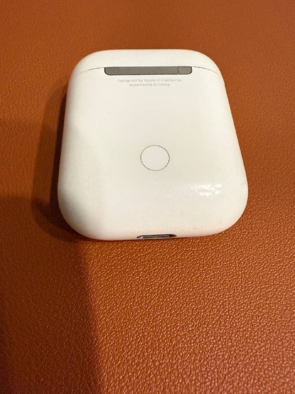 Наушники AirPods второго поколения 2